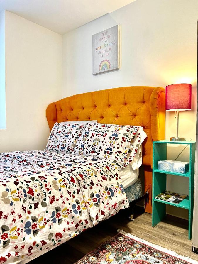 Micro Studio Apartment In University District- 10 Mins Walk To University Of Wa Сиатъл Екстериор снимка