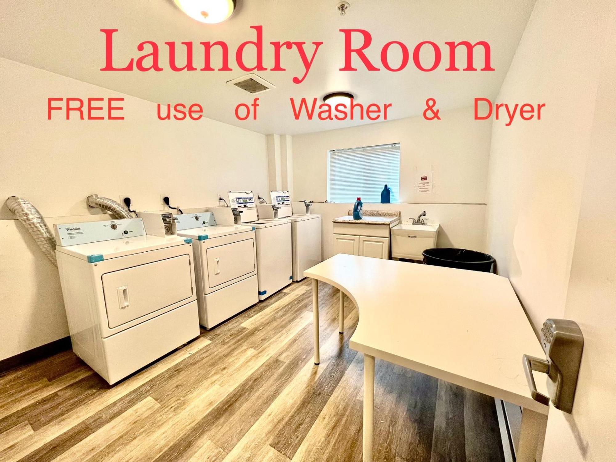 Micro Studio Apartment In University District- 10 Mins Walk To University Of Wa Сиатъл Екстериор снимка
